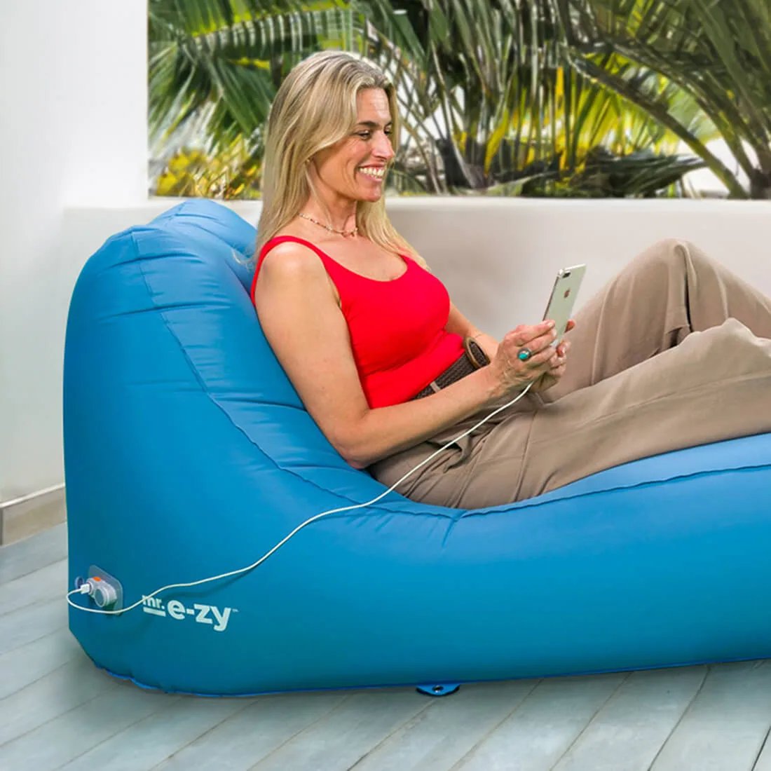 Telefoon opladen met de ingebouwde powerbank