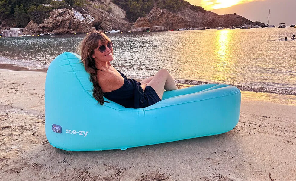 Mr. E-ZY: The ultimate luxury self-filling bean bag