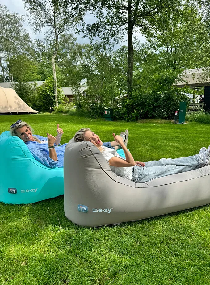 Mr ezy zelfopblaasbare strandstoel zitzak lounger
